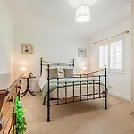 3 Bed In Oc-h30069 Hébergement de vacances