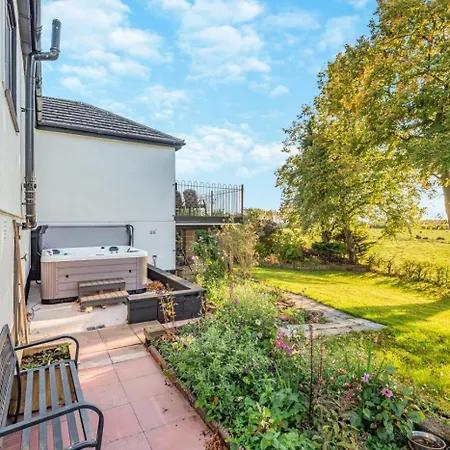 3 Bed In Oc-h30069 * Longtown (Cumbria)