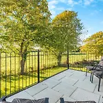 3 Bed In Oc-h30069 *