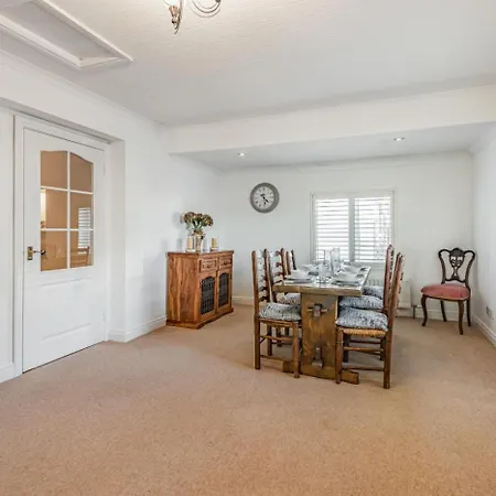 3 Bed In Longtown Oc-H30069 *